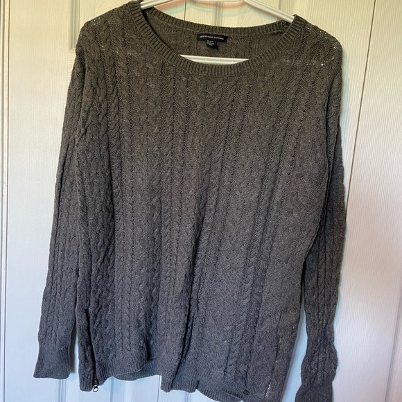 Cute American Eagle Sweater - Picture 1 of 4